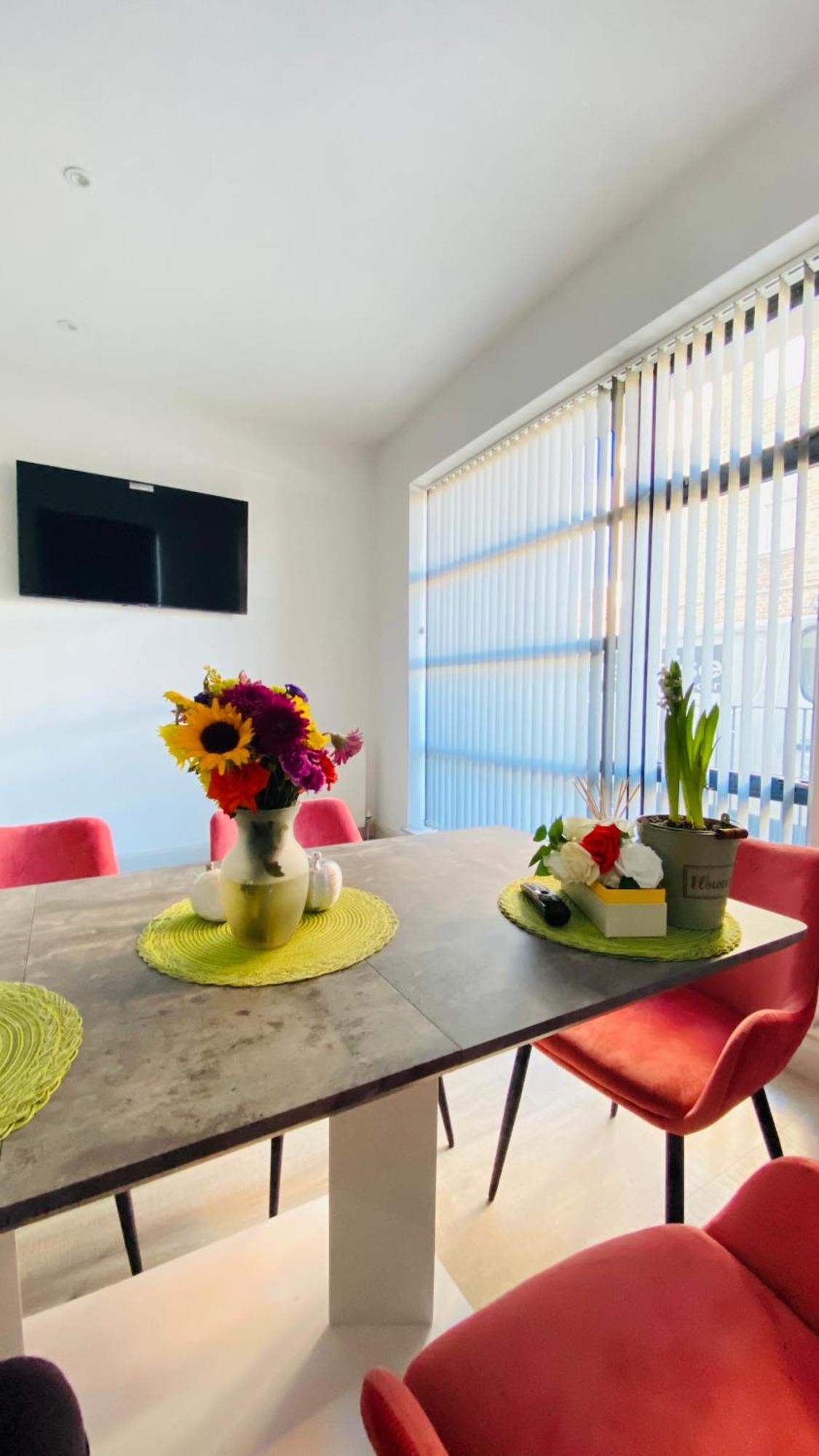 Shadwell - Walking Distance To Tower Bridge, Two Stations In Close Proximity London Eksteriør bilde